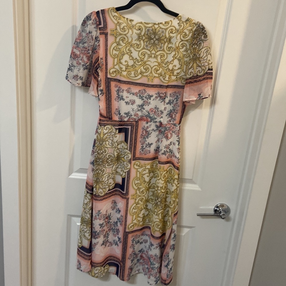 Dress - Picture 2 of 2